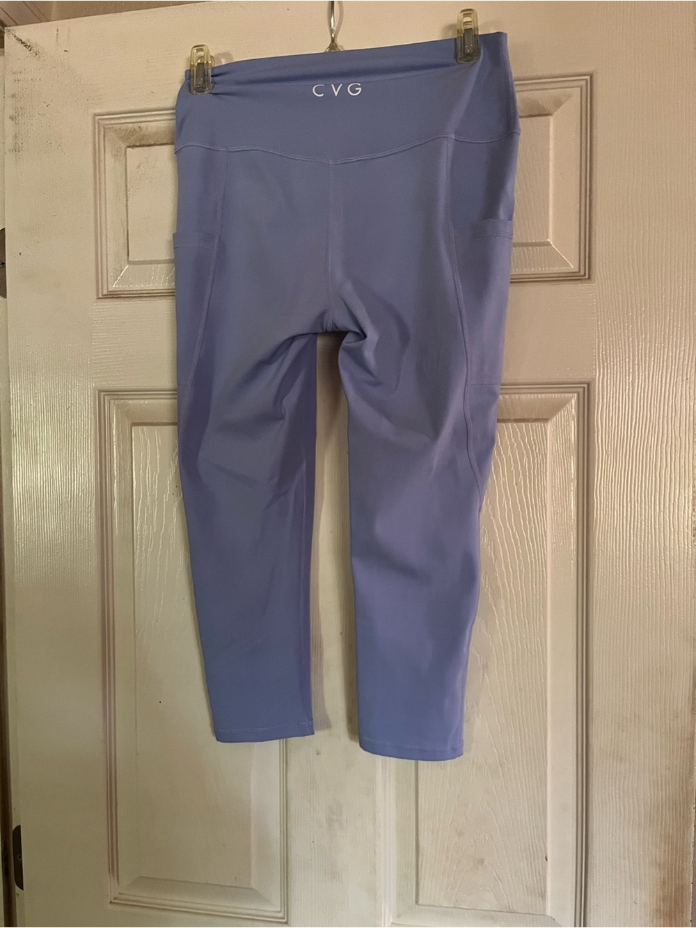 Constantly Varied Gear Lavender Capri Leggings with Side Pockets - Picture 3 of 3